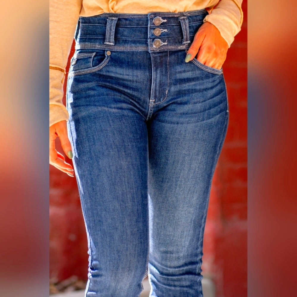 KanCan High Waist Skinny Jeans Exposed 3 Button Waist Size 22